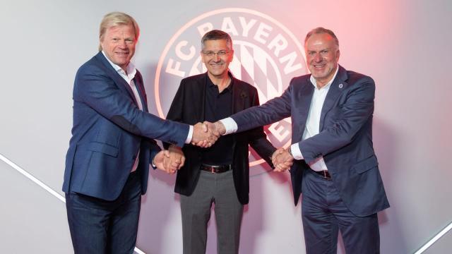 华体会登录-“两巨头时代”落幕，鲁梅尼格：坐回赫内斯身边吐槽